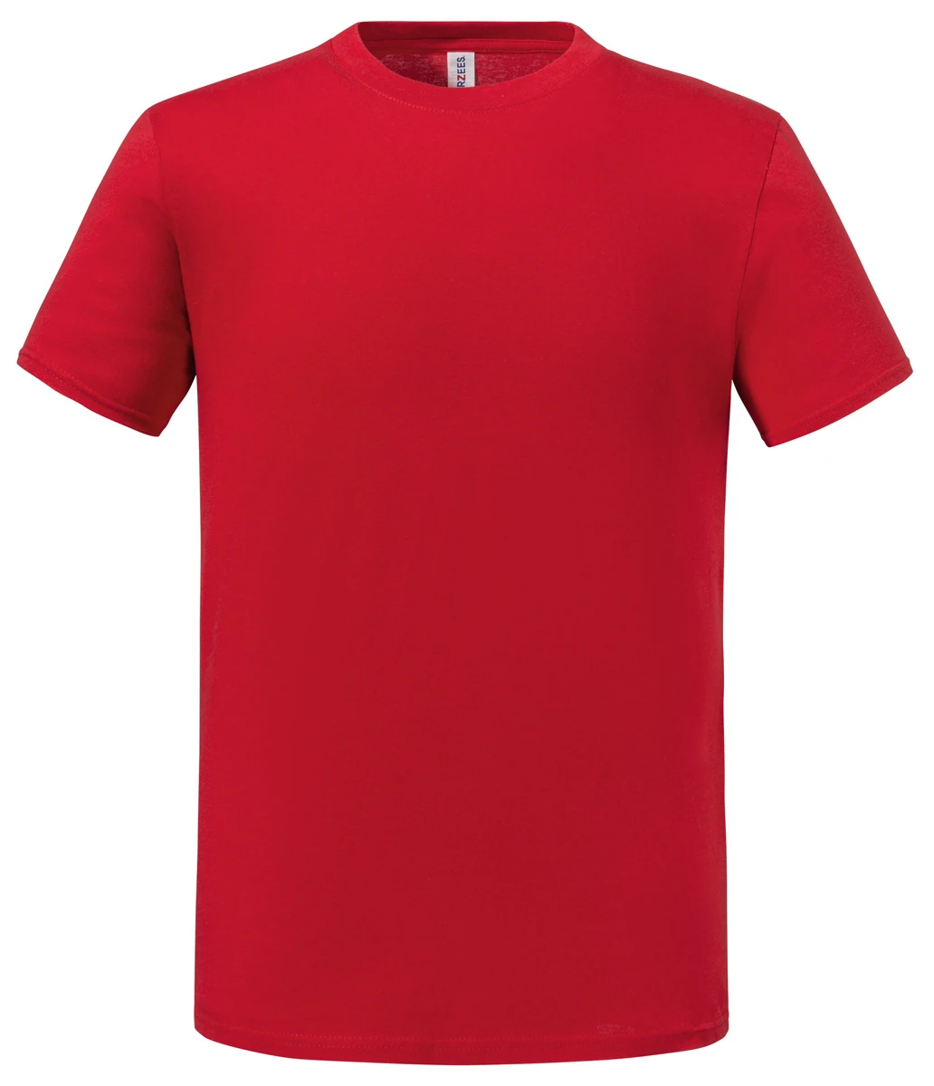 rotes T-Shirt vor weißem Hintergrund