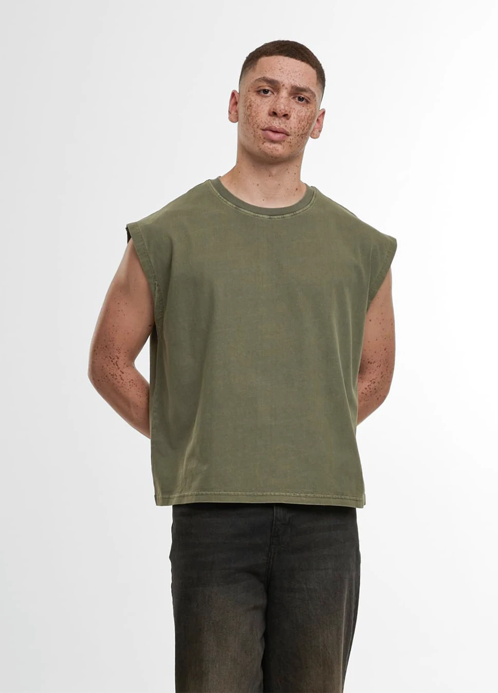 Build Your Brand Vintage Cropped Heavy Sleeveless Tee