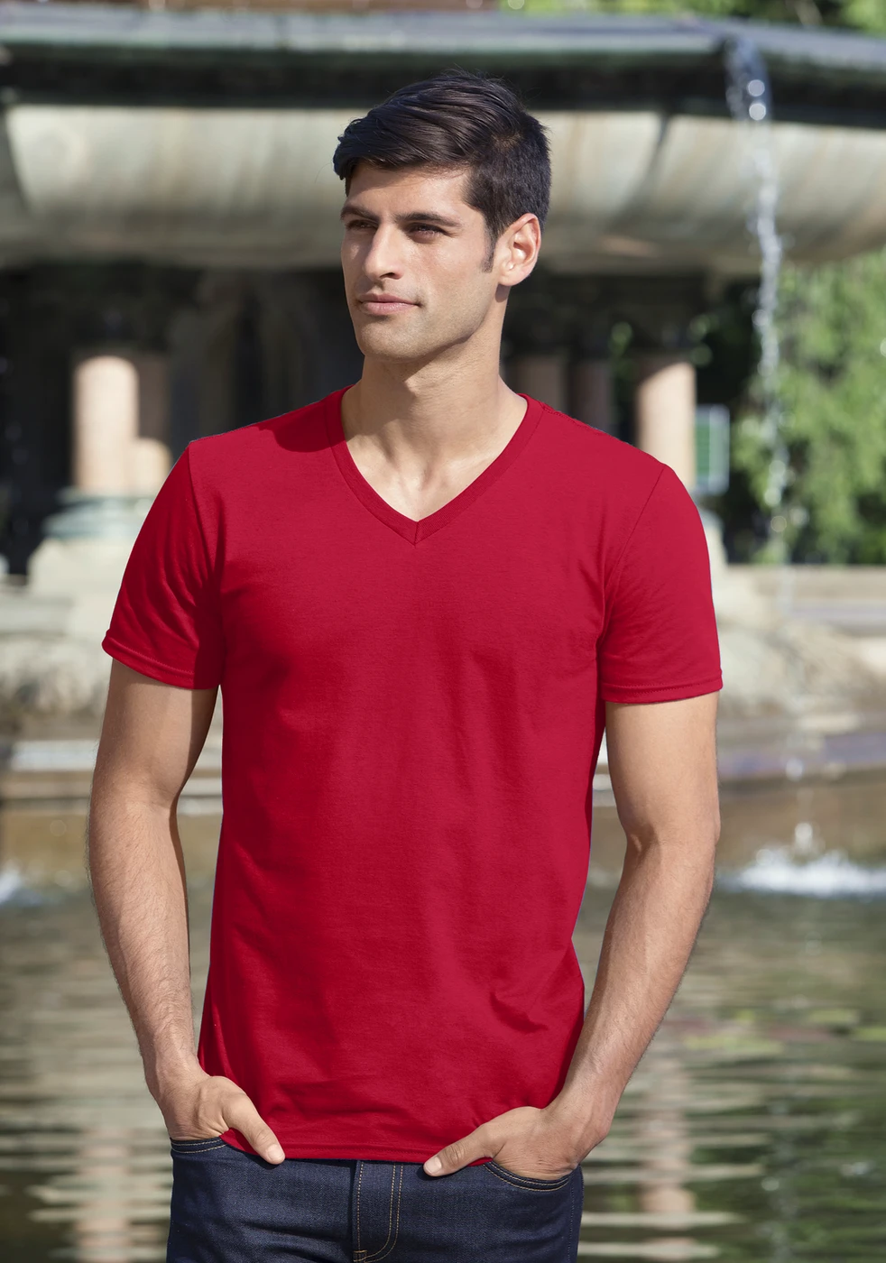 Gildan Softstyle V-Neck T-Shirt