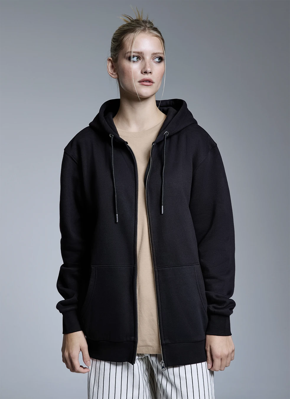 Anthem Studio Zipped Hoodie Anthem Studio Zipped Hoodie