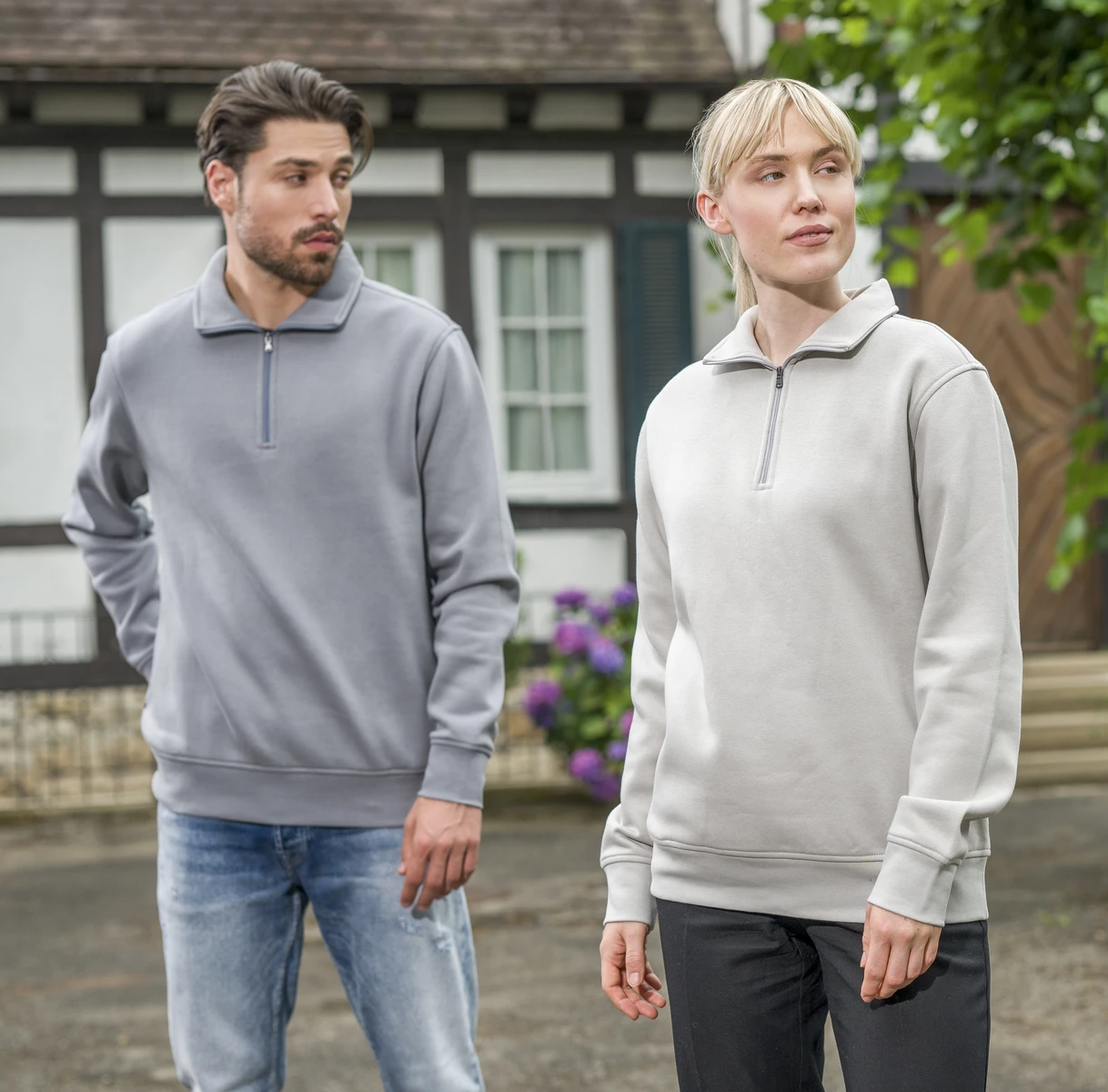 HRM Unisex Premium Zip-Sweatshirt