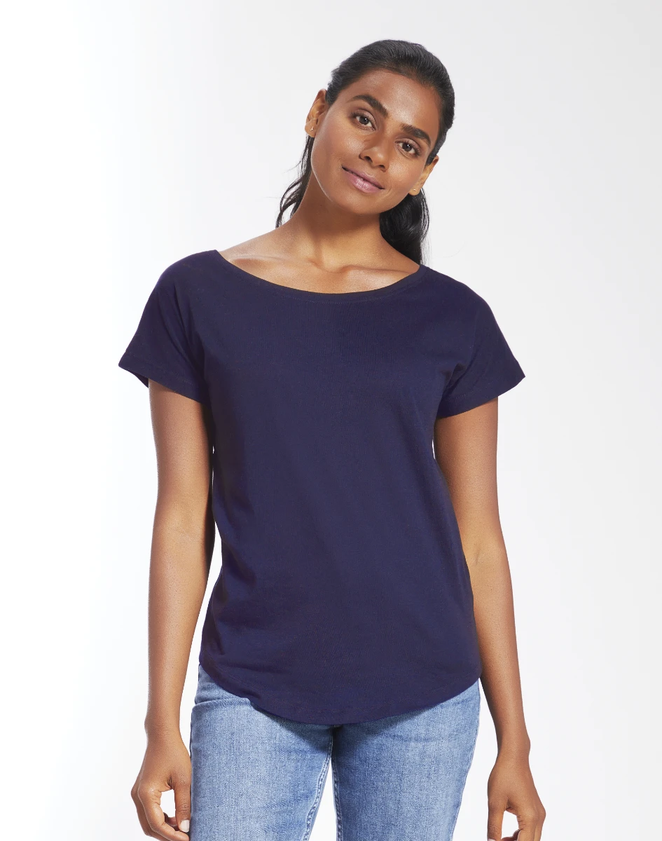 Mantis Womens Loose Fit T