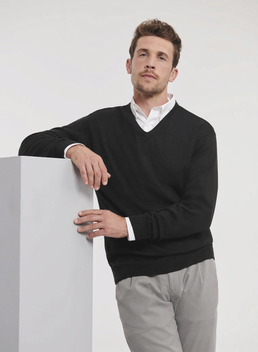 Russell V-Neck Knitted Pullover