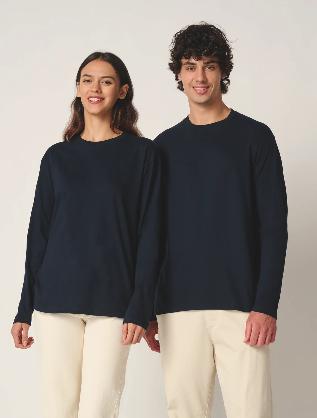 Ideal Basic Unisex 150 Longsleeve