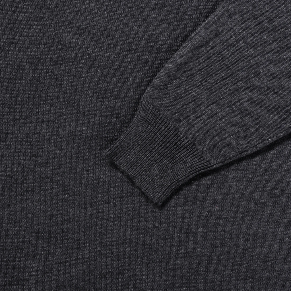 Russell V-Neck Knitted Pullover