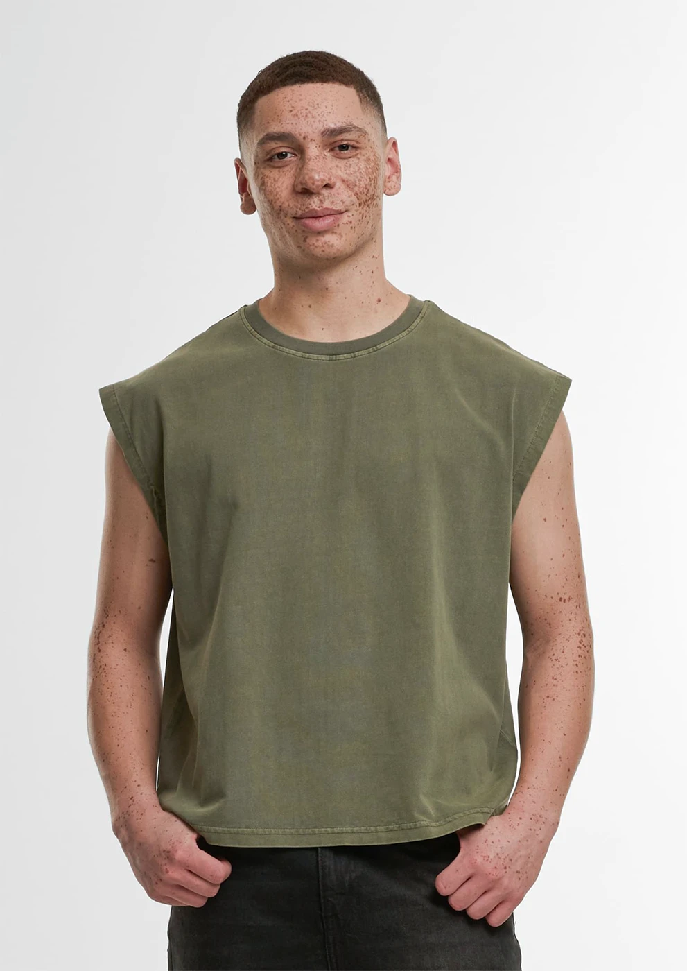 Build Your Brand Vintage Cropped Heavy Sleeveless Tee