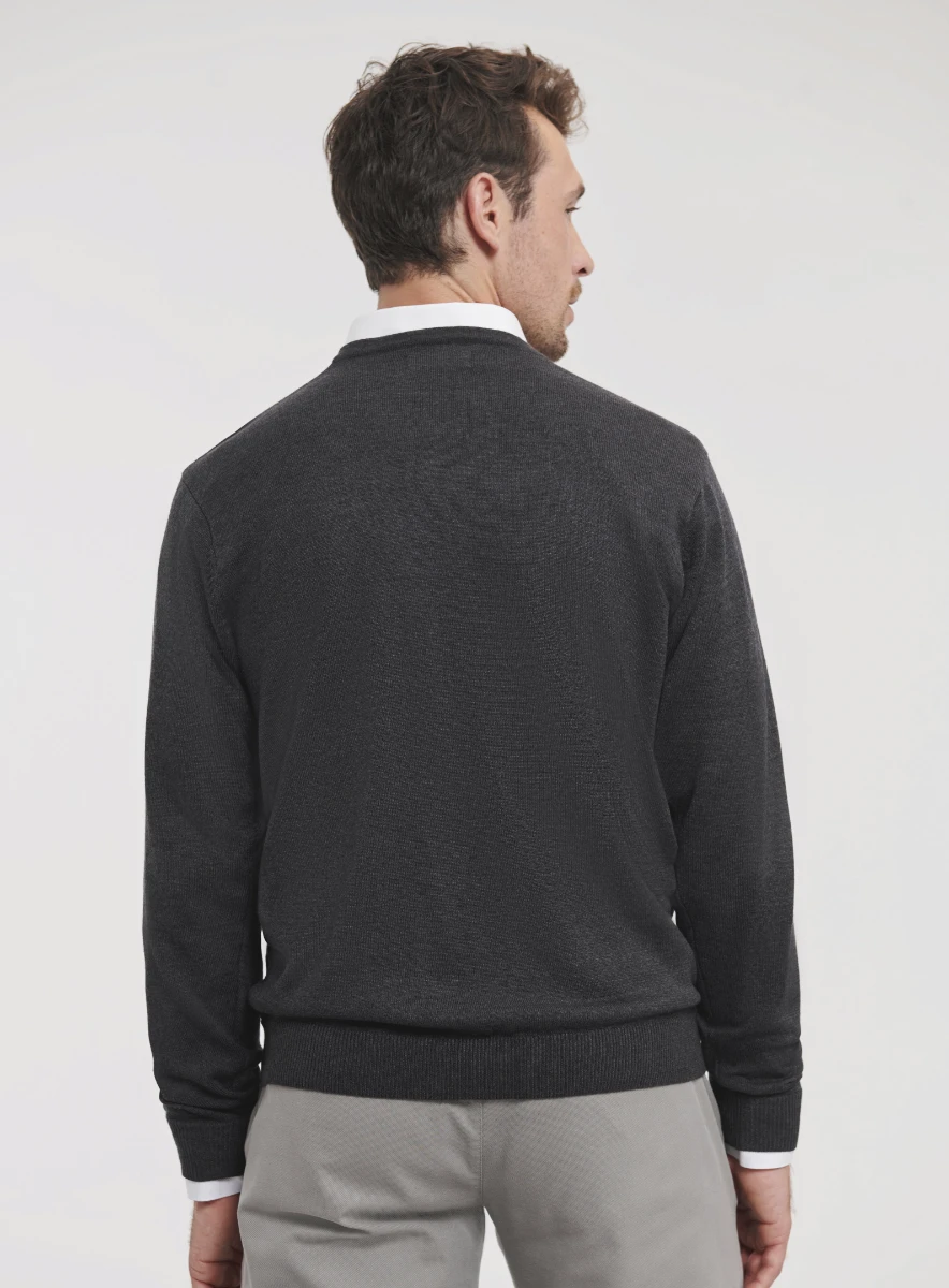 Russell V-Neck Knitted Pullover
