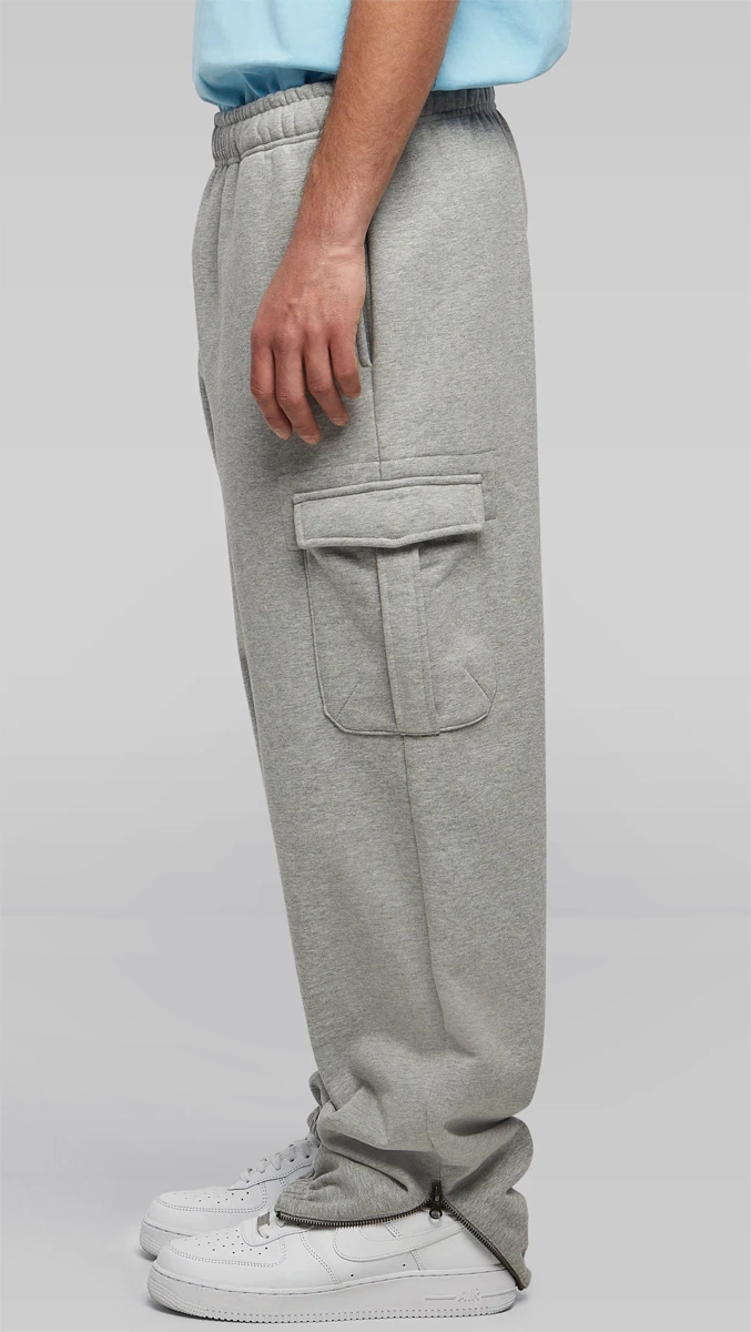 Build Your Brand 90's Cargo Sweatpants